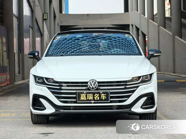 Volkswagen CC 2021 Белый из Китая