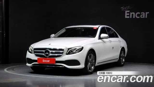 Mercedes-Benz E-Class W213 2019 Белый из Кореи