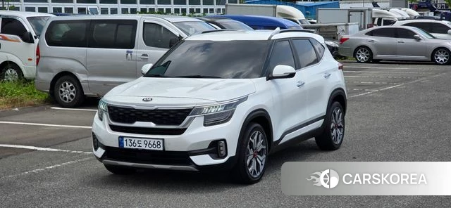 Kia Seltos 2020 Белый из Кореи