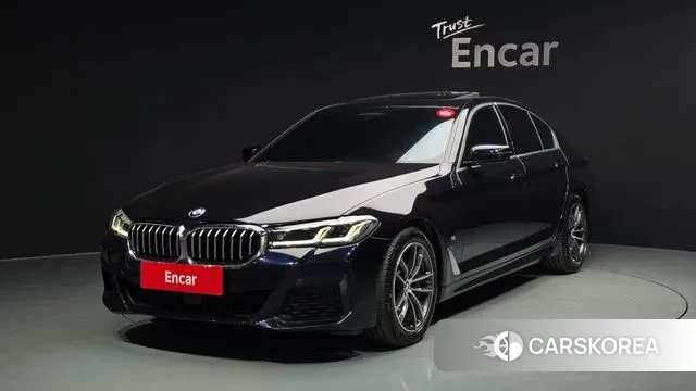 BMW 5 Series (G30) 2022 Черный из Кореи