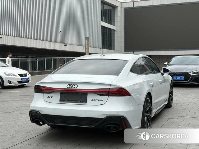 Audi A7 2023 Белый из Китая