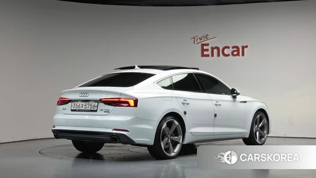 Audi A5 (F5) 2019 Белый из Кореи