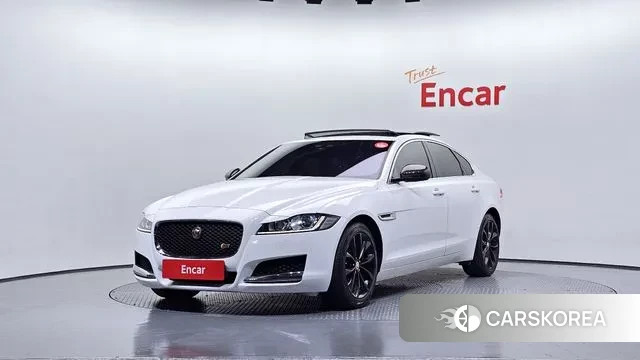 Jaguar XF (X260) 2018 Белый из Кореи