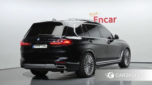 BMW X7 (G07) 2020 Черный из Кореи