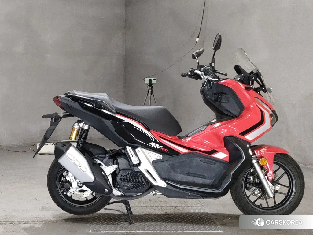 Проданный Honda ADV150 2019 из Японии, фото 2