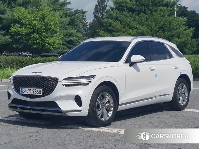 Genesis GV70 2023 Белый из Кореи