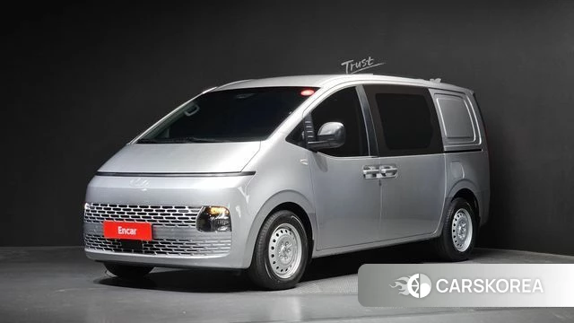 Hyundai Staria 2024 Серебристо-серый из Кореи