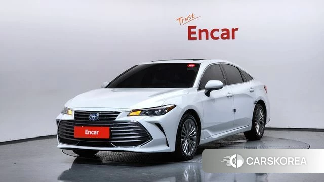 Toyota Avalon 5th Generation 2022 Белый из Кореи