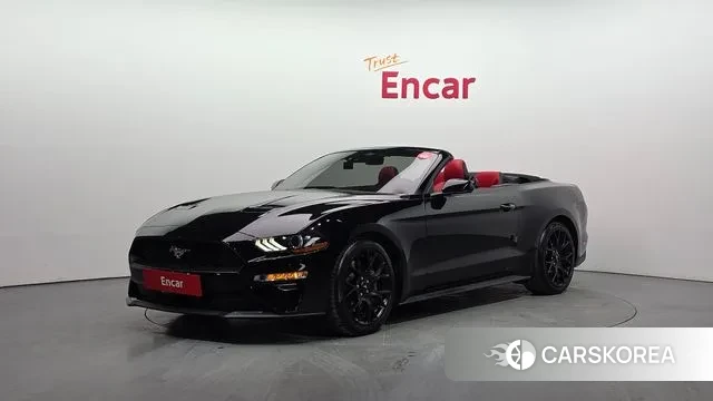 Ford Mustang 2022 Черный из Кореи