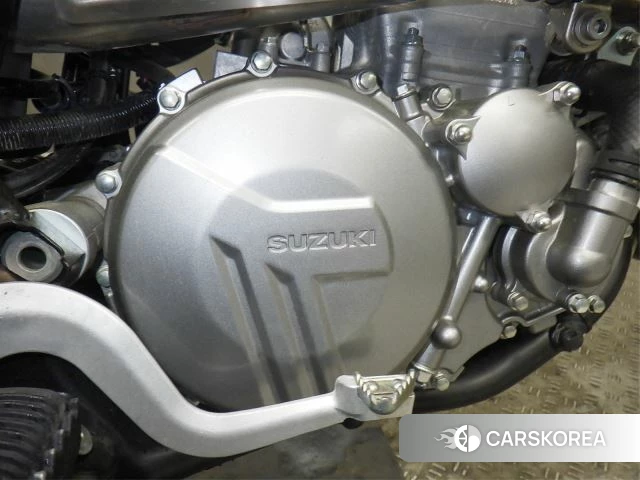 Engine photo