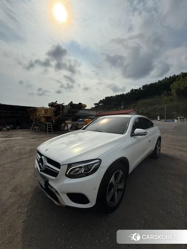 Mercedes-Benz GLC-Class X253 2019 Белый из Кореи