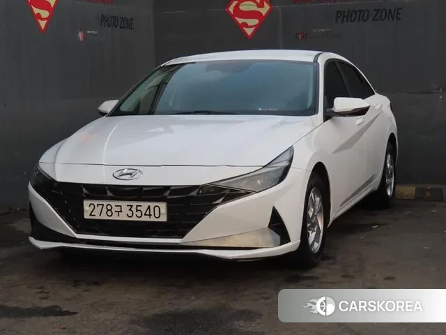 Hyundai Avante (CN7) 2022 Белый из Кореи