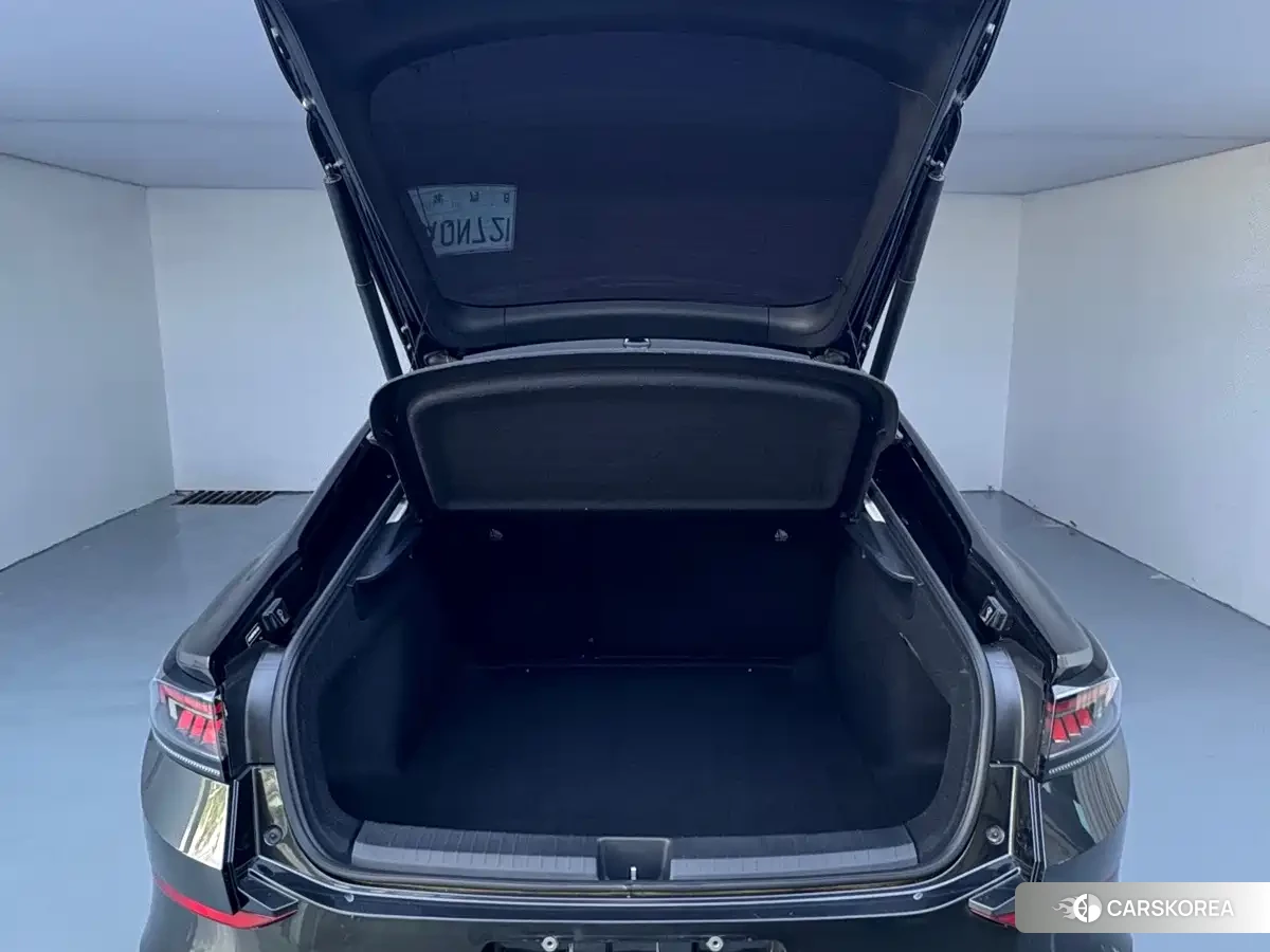 Volkswagen Lamando 2022 Silver/gray из Китая
