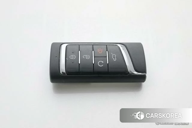 GAC Trumpchi Trumpchi M6 2019 Белый из Китая