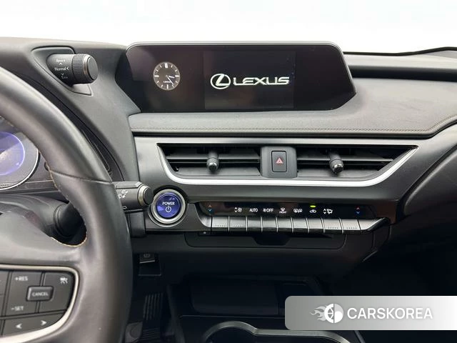 Lexus UX 2021 Белый из Китая