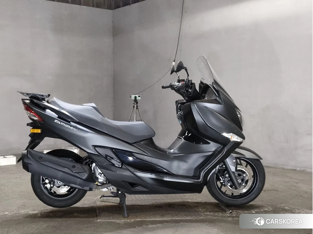 Проданный Suzuki BURGMAN 400 2019 из Японии, фото 2