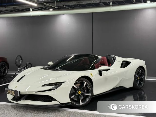 Ferrari SF90 Spider 2023 Белый из Кореи