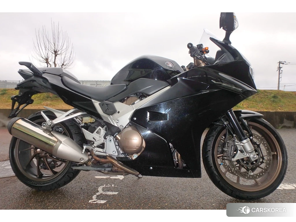 Проданный Honda VFR800F 2014 из Японии, фото 2