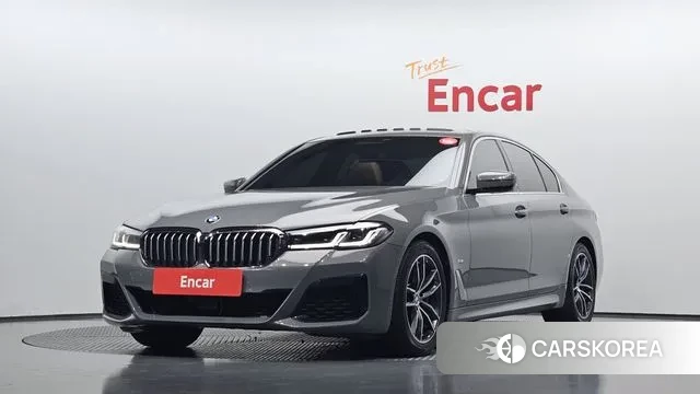 BMW 5 Series (G30) 2020 Серебристо-серый из Кореи
