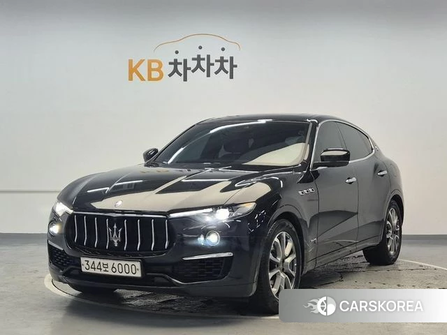 Maserati Levante 2018 Черный из Кореи