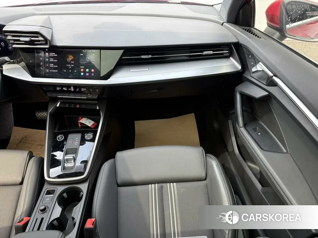Audi A3 2023 Красный из Китая
