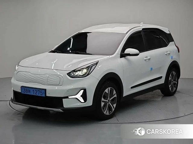 Kia Niro Plus 2022 Белый из Кореи