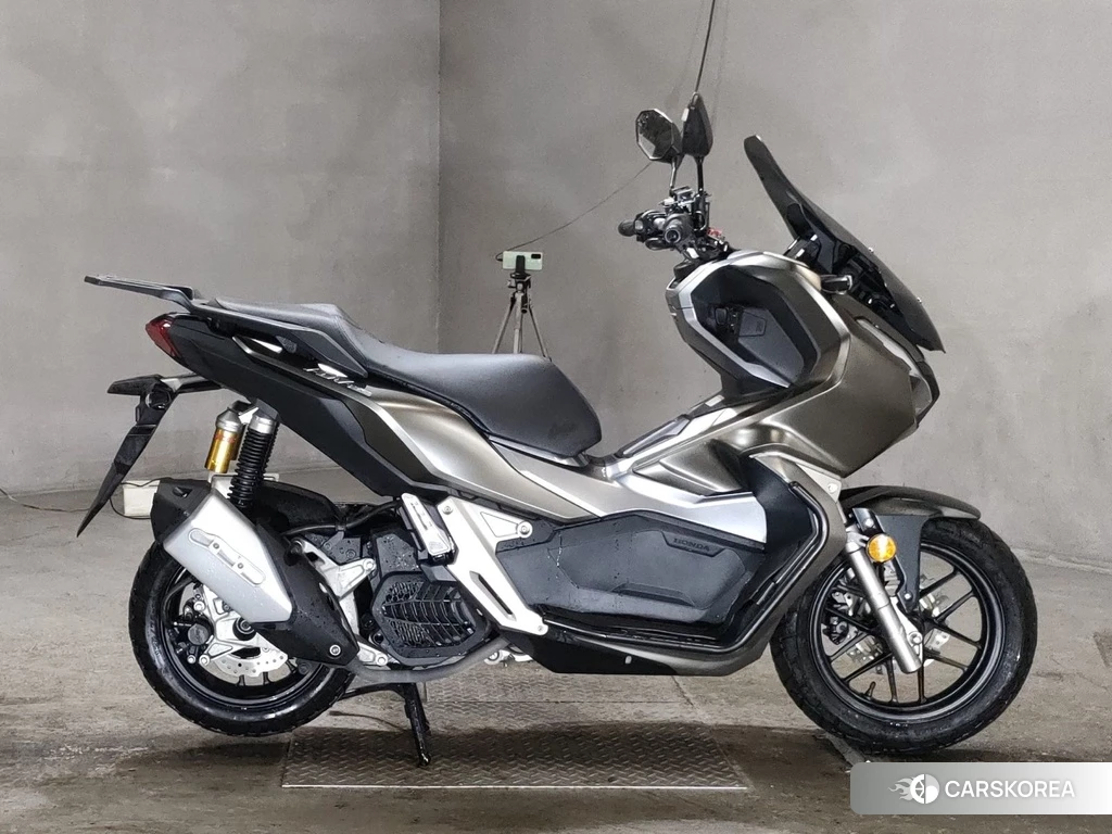 Проданный Honda ADV150 2019 из Японии, фото 2