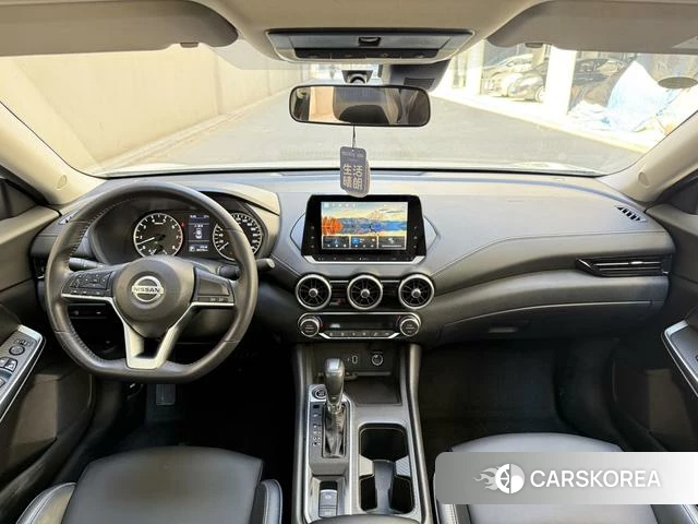 Nissan Xuan Yi 2023 Белый из Китая