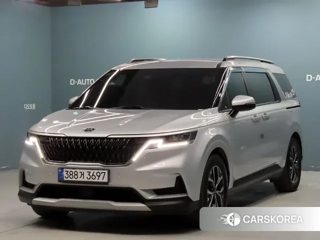 Kia Carnival 4th generation 2021 Серебряный из Кореи