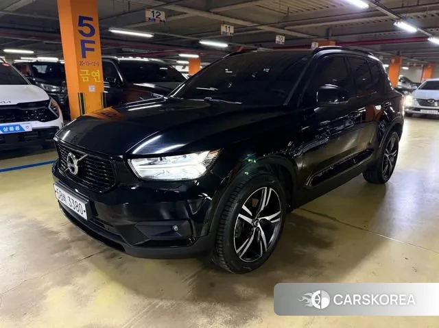 Volvo XC40 2018 Черный из Кореи