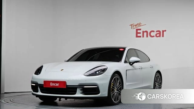 Porsche Panamera (971) 2018 Белый из Кореи