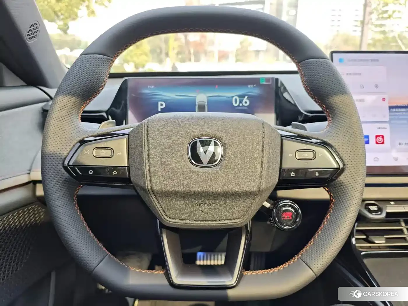Chang'an Changan UNI-V 2026 Silver/gray из Китая