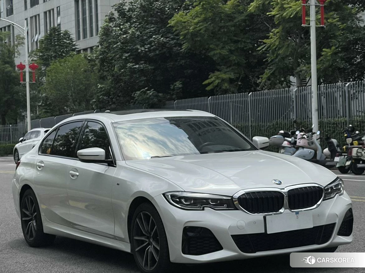 BMW 3 series 2021 Белый из Китая