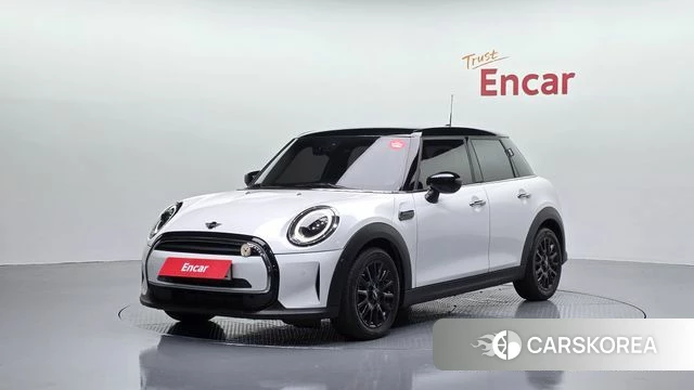 Mini Cooper 2024 Белый из Кореи