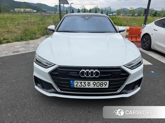 Audi A7 (4K) 2021 Белый из Кореи