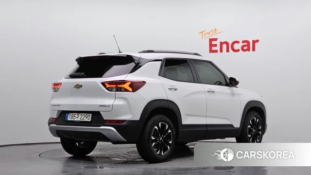 Chevrolet (GM Daewoo) Trailblazer 2021 Белый из Кореи