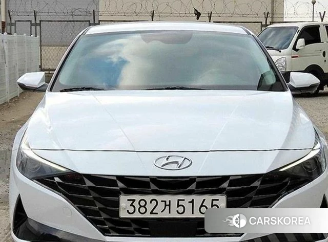Hyundai Avante (CN7) 2021 Белый из Кореи