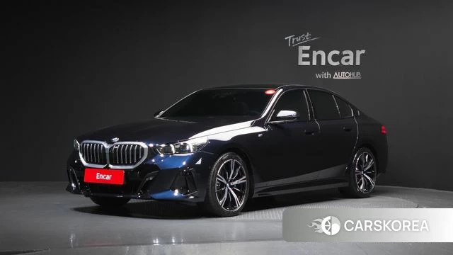 BMW 5 Series (G60) 2025 Черный из Кореи