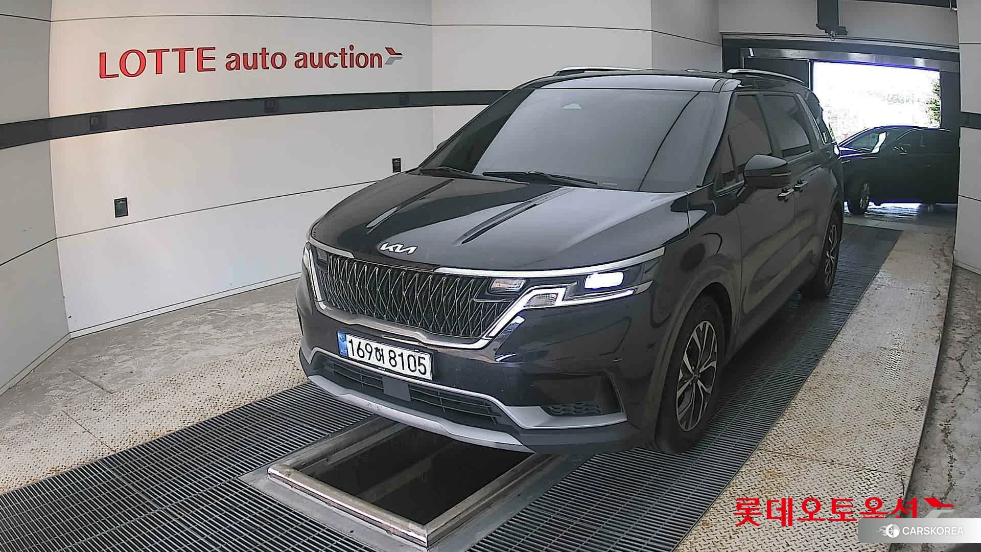 Kia Carnival 2023 Aurora Black Pearl из Кореи