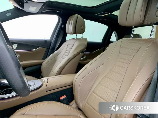 Mercedes-Benz E-class 2023 Черный из Китая