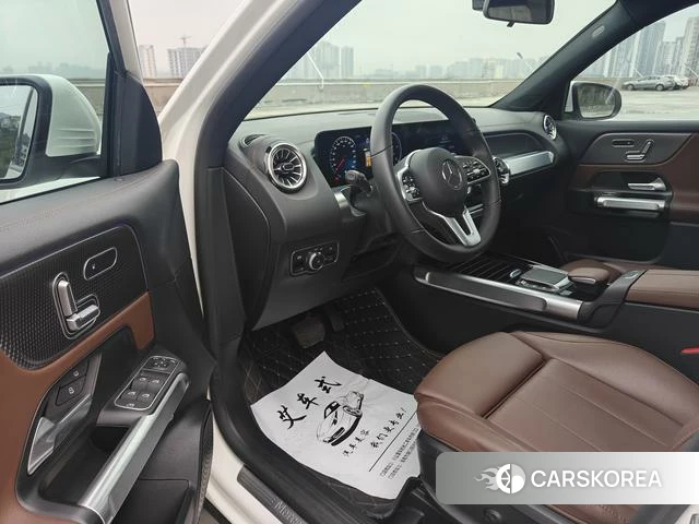 Mercedes-Benz GLB 2021 Белый из Китая