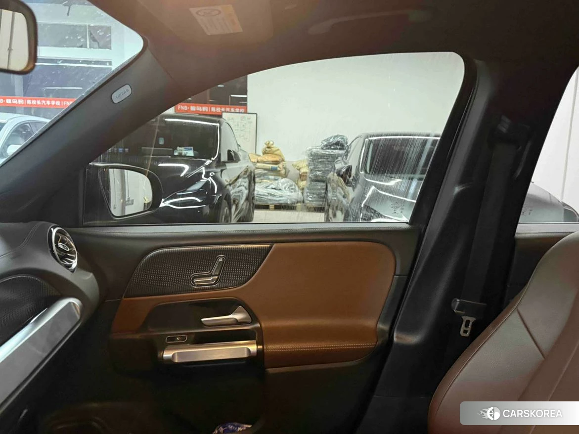 Mercedes-Benz GLB 2021 Черный из Китая