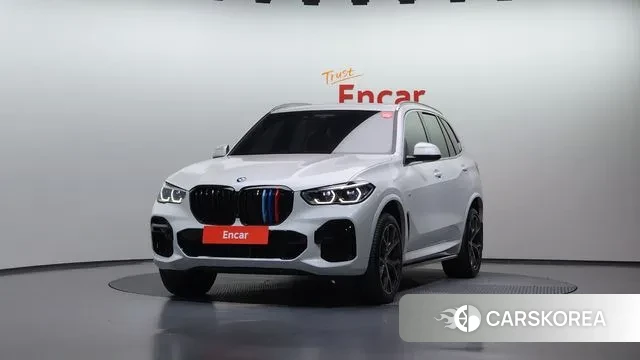BMW X5 (G05) 2023 Белый из Кореи