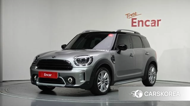 Mini Cooper Countryman 2023 Серебристо-серый из Кореи