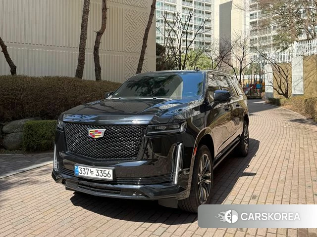 Cadillac Escalade 5th Generation 2022 Черный из Кореи