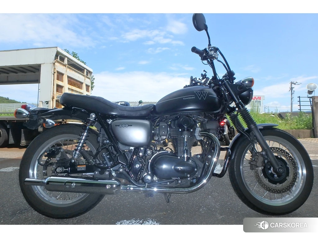 Проданный Kawasaki W800 STREET 2021 из Японии, фото 2