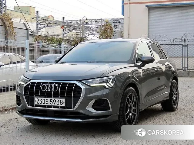 Audi Q3 (F3) 2020 Серый из Кореи
