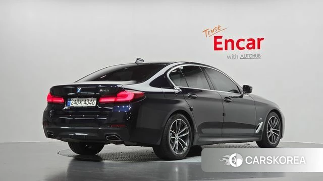 BMW 5 Series (G30) 2023 Черный из Кореи