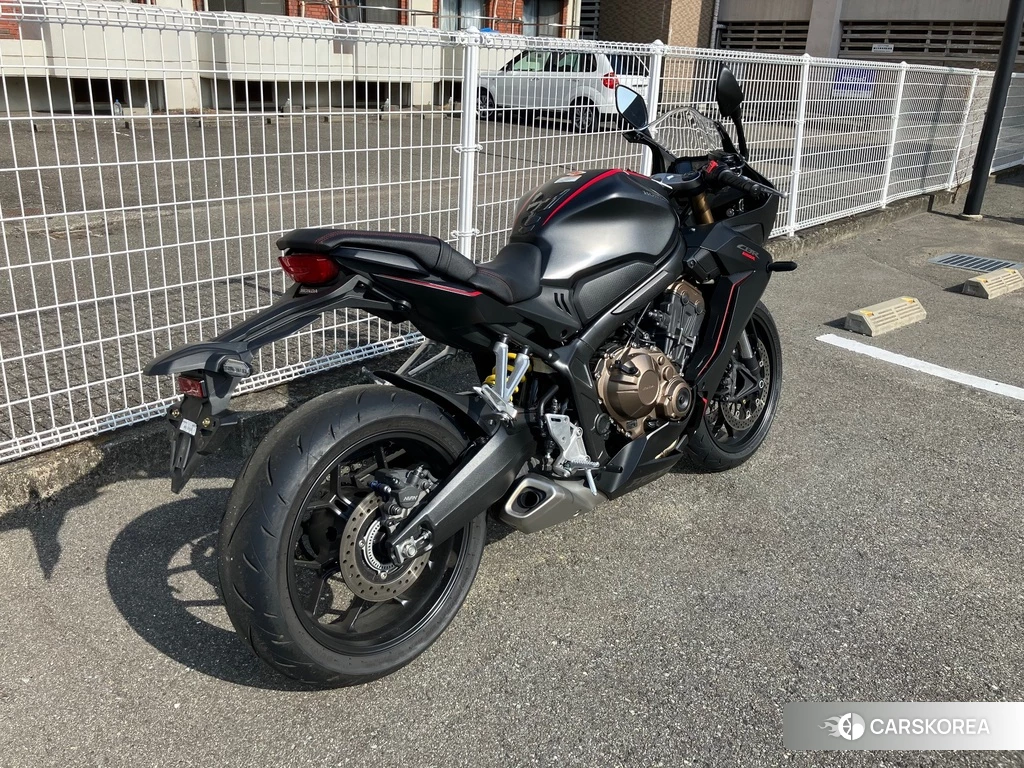 Проданный Honda CBR650R 2019 из Японии