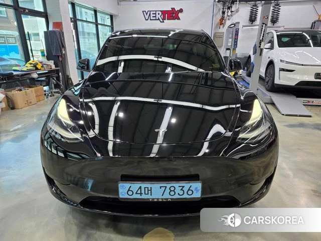 Tesla Model Y 2023 Черный из Кореи